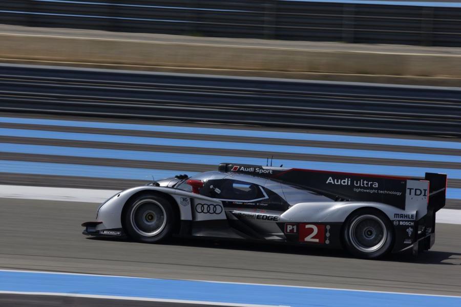  Audi R18 TDI 2011 года  (фото 31 из 77)